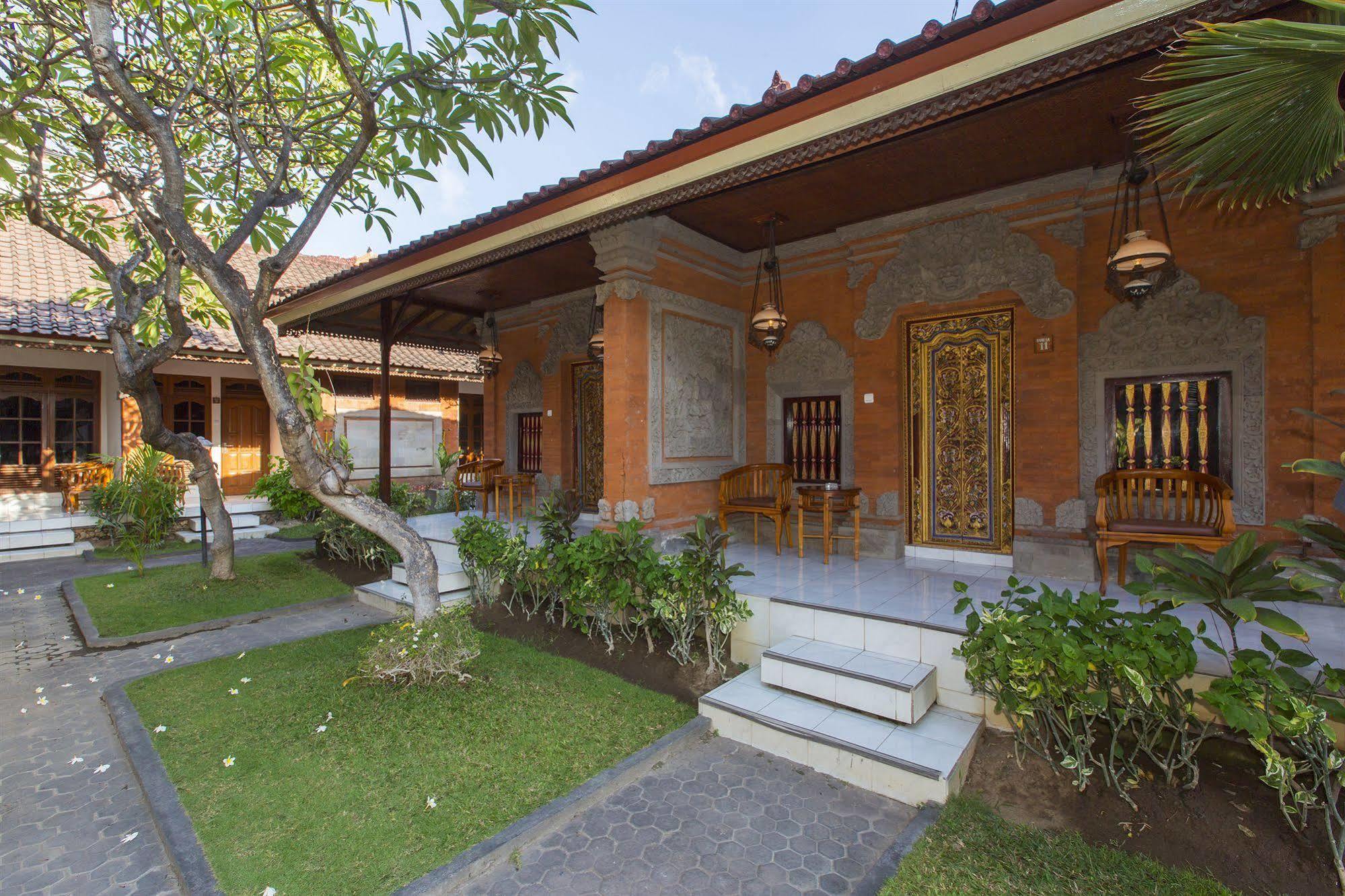 Surya Tropical Kuta Hotel Kuta Lombok Exterior foto